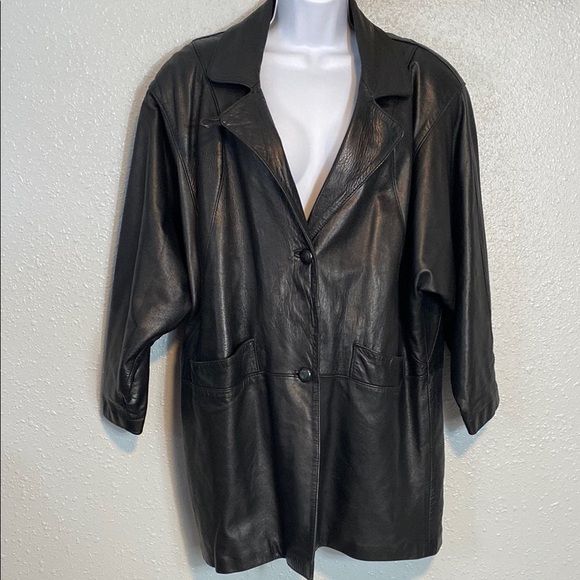 VNTG Black Leather Jacket with Oversized Fit and Lapel Design - Picture 1 of 11